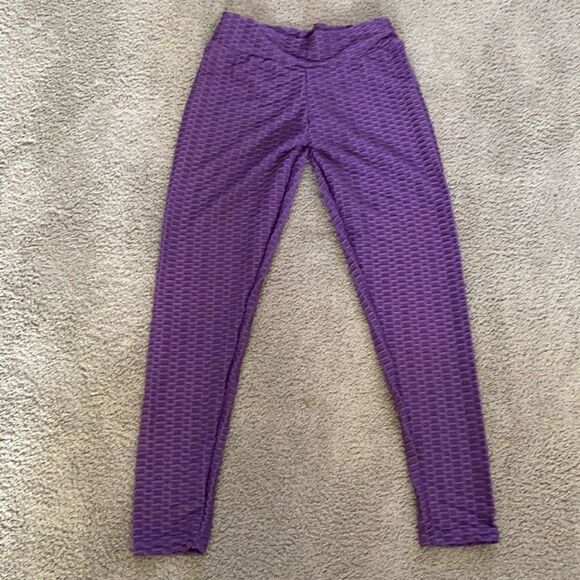Women’s Leggings/High Waisted Yoga Pants Textured Purple Fabric Size L NEW - Picture 1 of 10